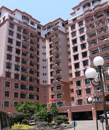 Dorcas Service Apartment - Marina Court Kota Kinabalu Ngoại thất bức ảnh
