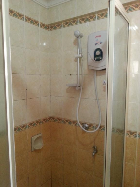 Dorcas Service Apartment - Marina Court Kota Kinabalu Phòng bức ảnh