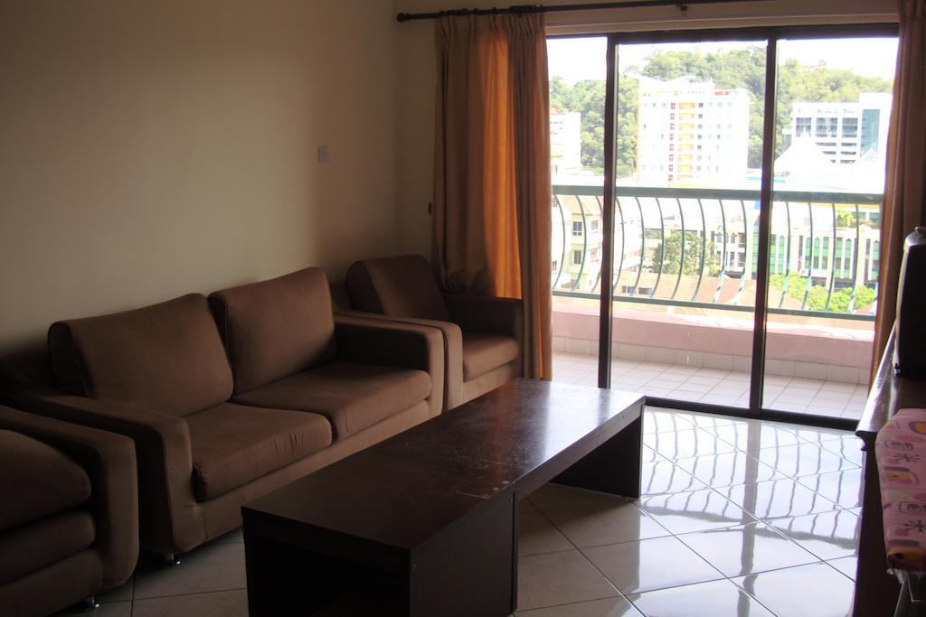 Dorcas Service Apartment - Marina Court Kota Kinabalu Phòng bức ảnh