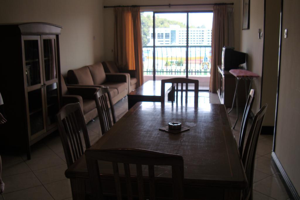 Dorcas Service Apartment - Marina Court Kota Kinabalu Phòng bức ảnh