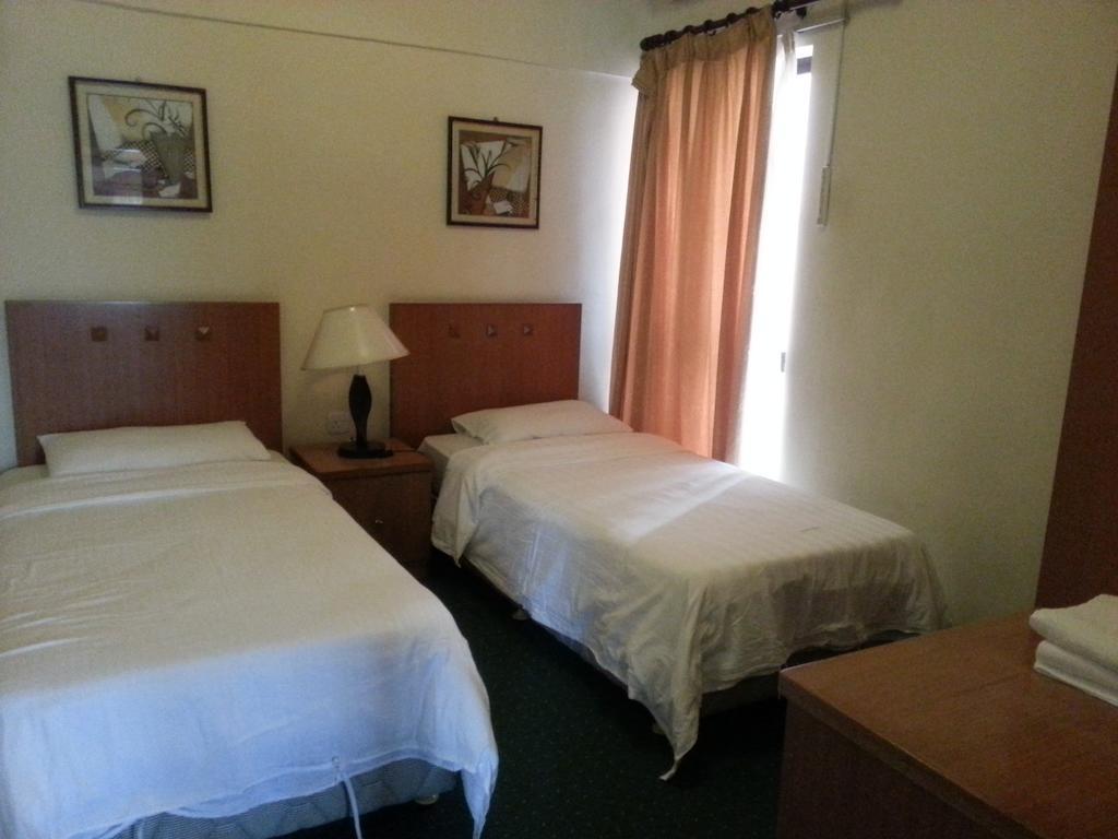 Dorcas Service Apartment - Marina Court Kota Kinabalu Ngoại thất bức ảnh