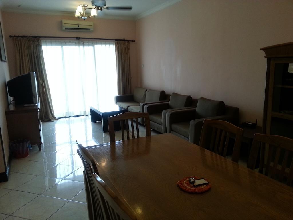 Dorcas Service Apartment - Marina Court Kota Kinabalu Ngoại thất bức ảnh