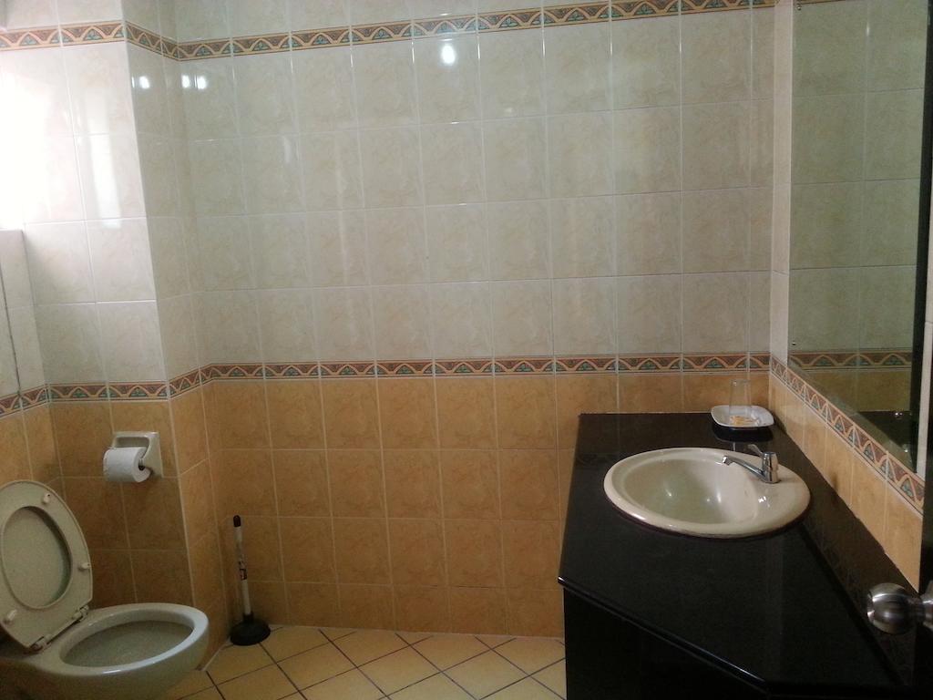 Dorcas Service Apartment - Marina Court Kota Kinabalu Ngoại thất bức ảnh